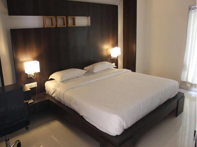 Hotel Magnum Inn Junagadh Exterior foto