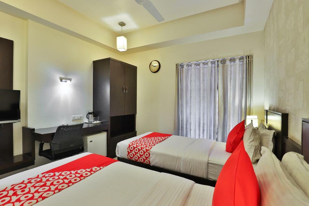 Hotel Magnum Inn Junagadh Exterior foto